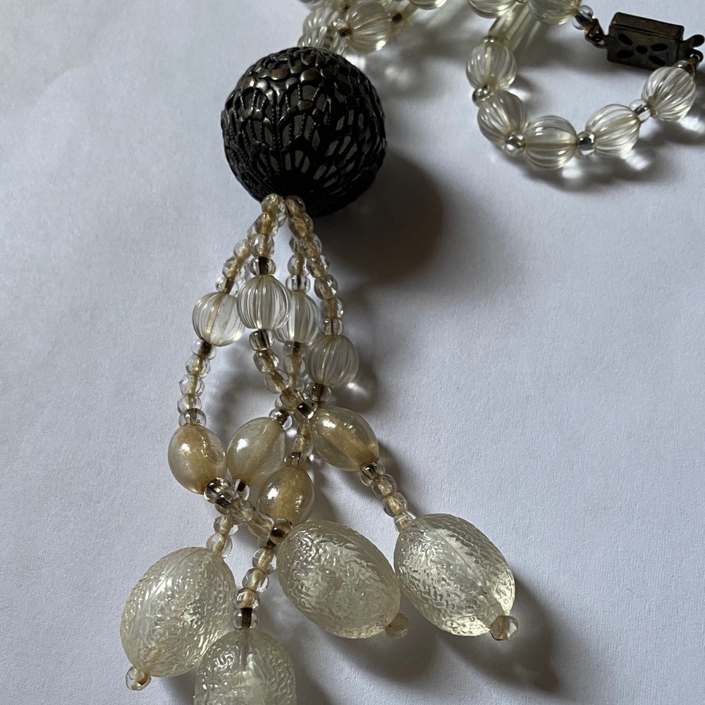 Old Victorian Elegant Silver and White Beaded Necklace - Picture 2 of 4